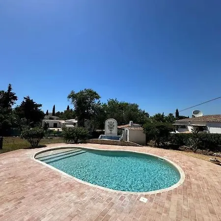 Alvor Private Pool With Large Garden & Peace Portimão