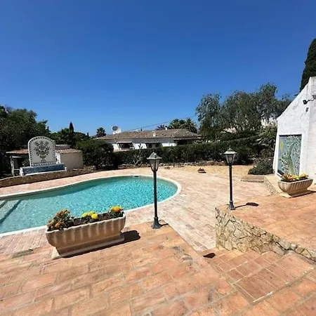 Villa Alvor Private Pool With Large Garden & Peace Portimão