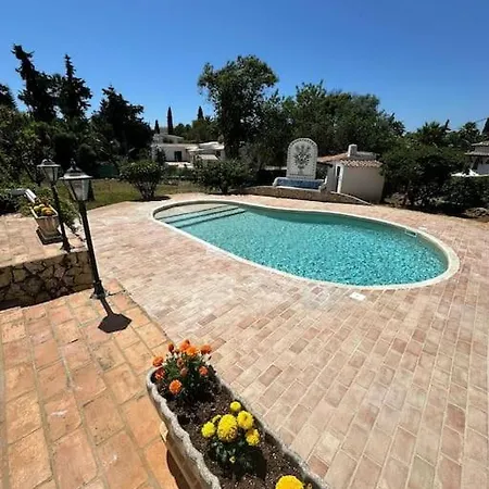 Alvor Private Pool With Large Garden & Peace Villa