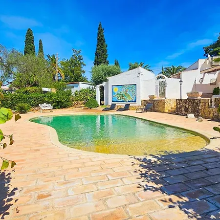 Alvor Private Pool With Large Garden & Peace Villa
