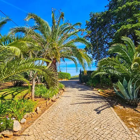 Alvor Private Pool With Large Garden & Peace Villa Portimão