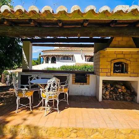 Alvor Private Pool With Large Garden & Peace Villa Portimão