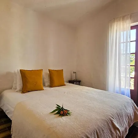 Villa Alvor Private Pool With Large Garden & Peace Portimão