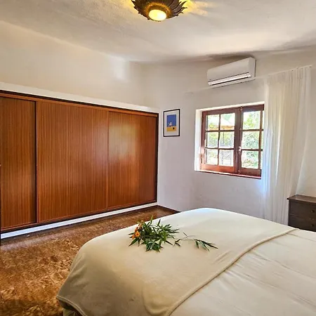 Alvor Private Pool With Large Garden & Peace