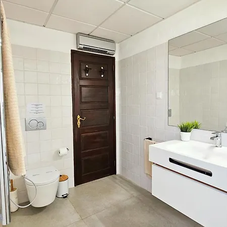 Alvor Private Pool With Large Garden & Peace Villa